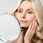 Πώς μπορεί η εμμηνόπαυση να επηρεάσει το δέρμα σας;
