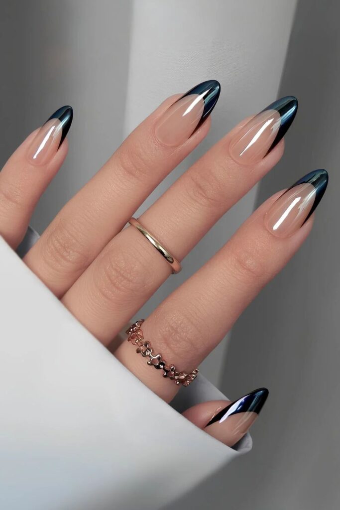 nails-xmas-10-683x1024